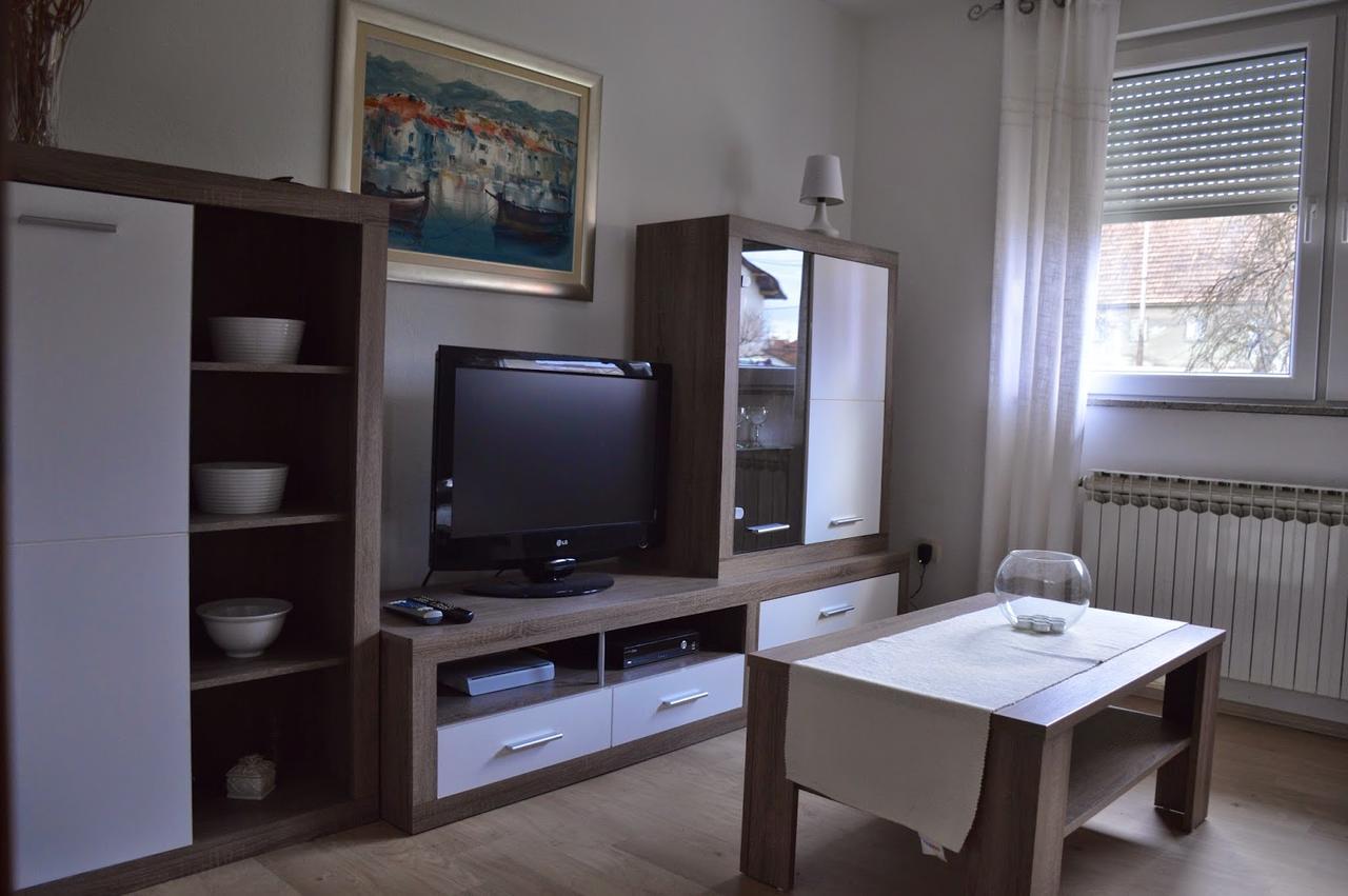 סלוניי Apartment Loza מראה חיצוני תמונה